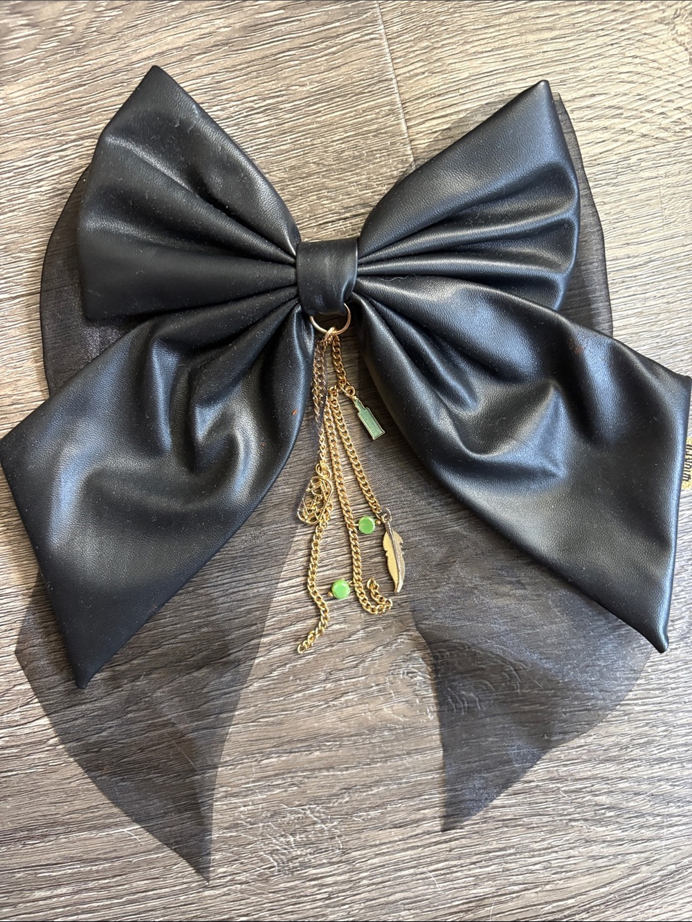 Wicket Black Bow Hair Clip with Charms